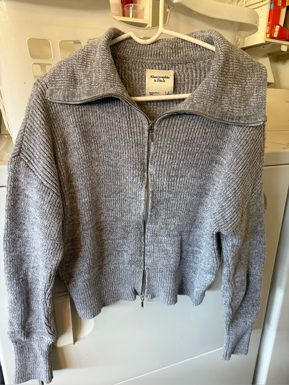 Abercrombie & Fitch Light Gray Ribbed Zip Cardigan Size S